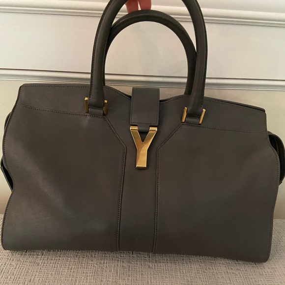 Saint Laurent Caba bag - Picture 10 of 17